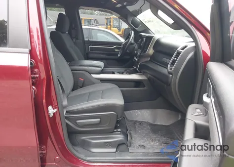 2019 Ram 1500 Big Horn/Lone Star из США, поврежденный, VIN 1C6SRFFT5KN570253